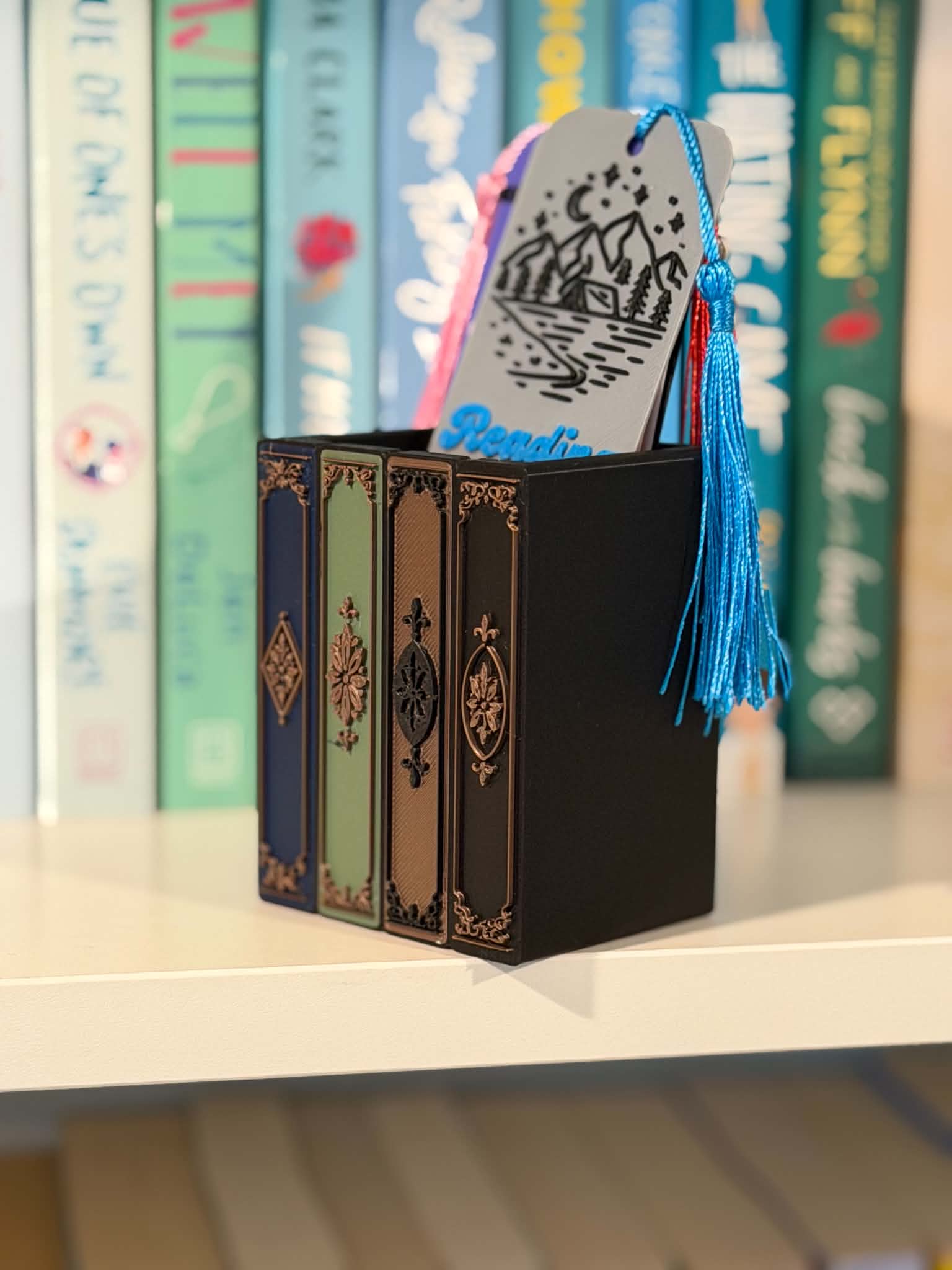 Antique Books Bookmark Holder | Library Bookcase