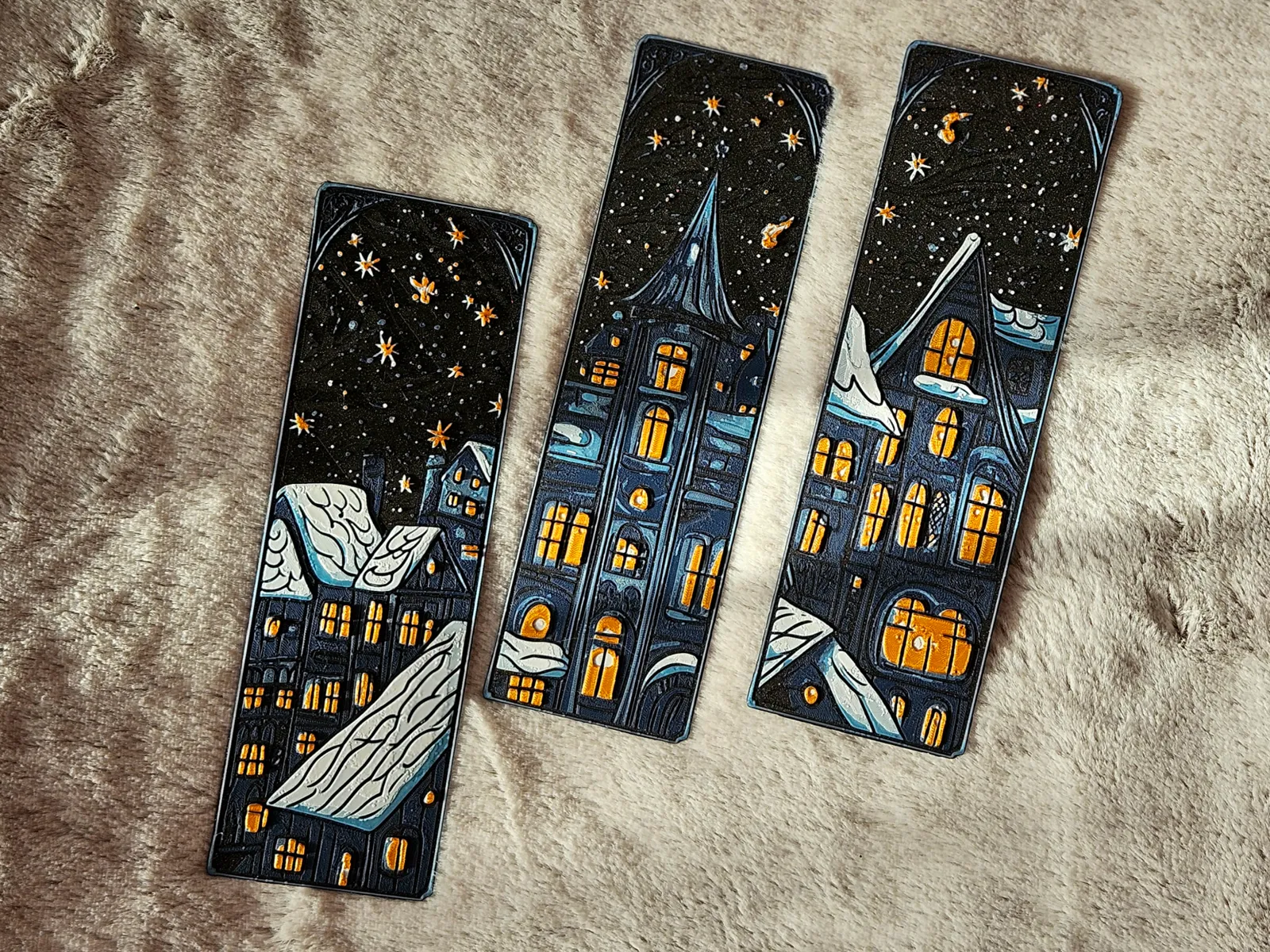 Winter Glow - Cozy Christmas Bookmarks Set