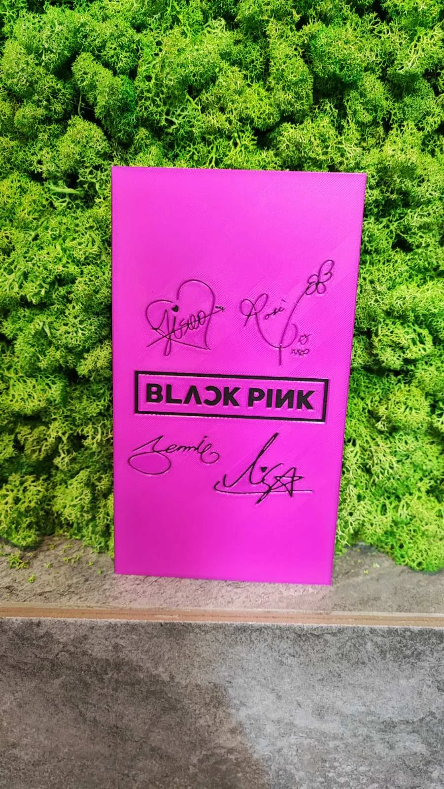 Black Pink signatures