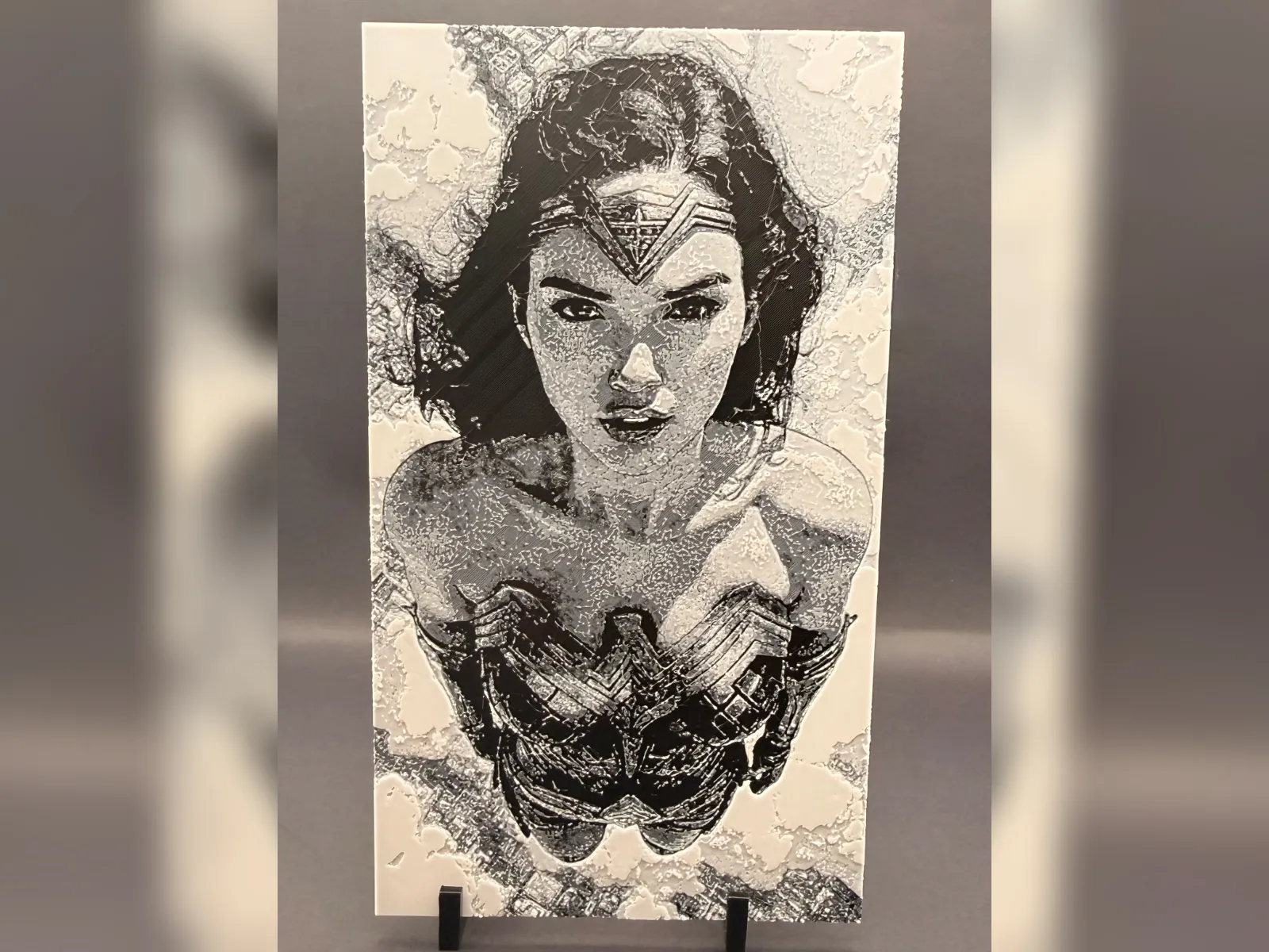 Wonder Woman Monochrome HueForge Print