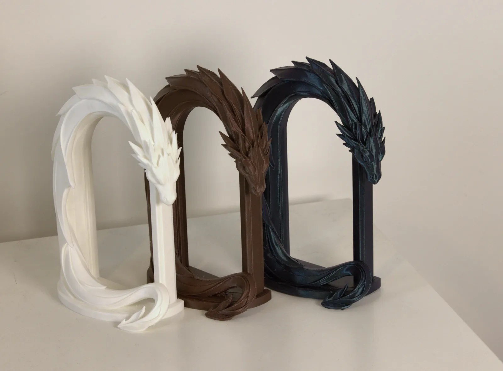 Modular fantasy book nook - Dragon