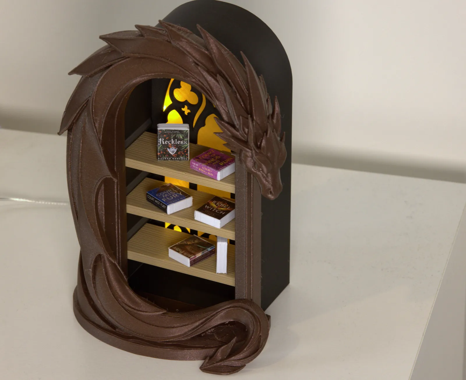 Modular fantasy book nook - Dragon