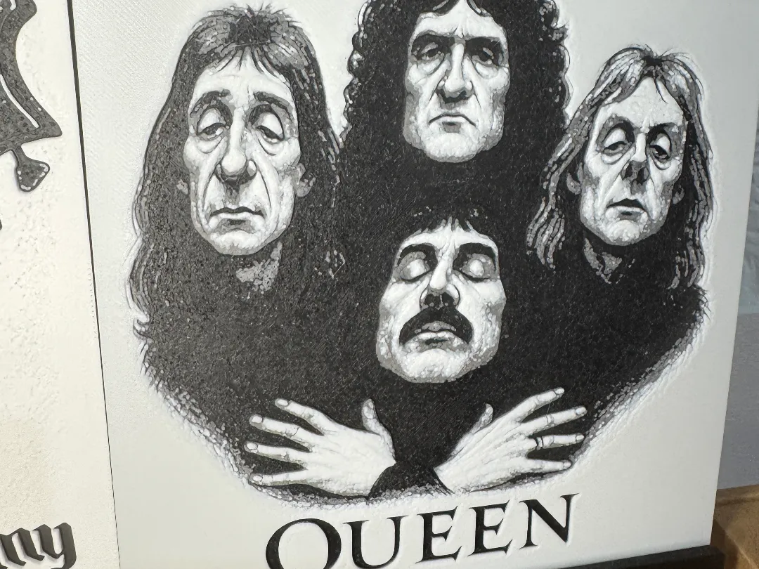 Hue Forge Karikatur Queen