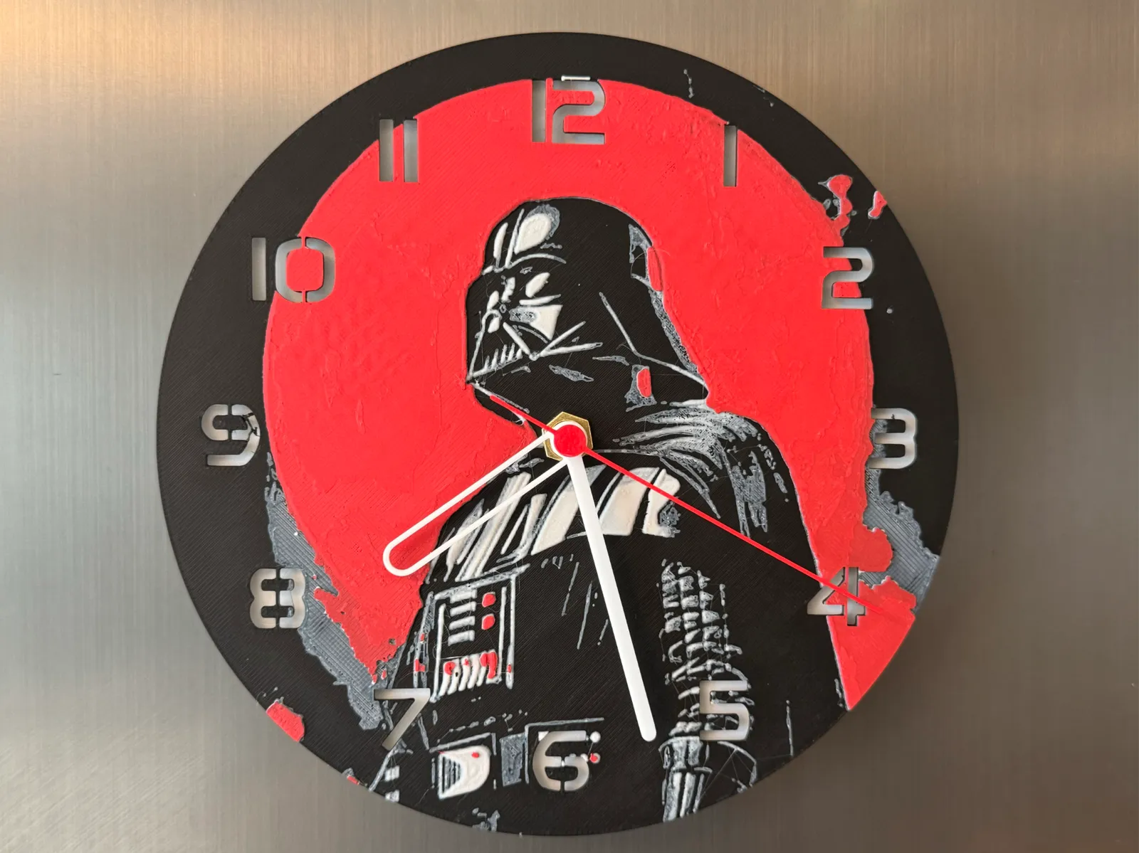 ساعت «wall / desk clock Darth Vader HueForge»