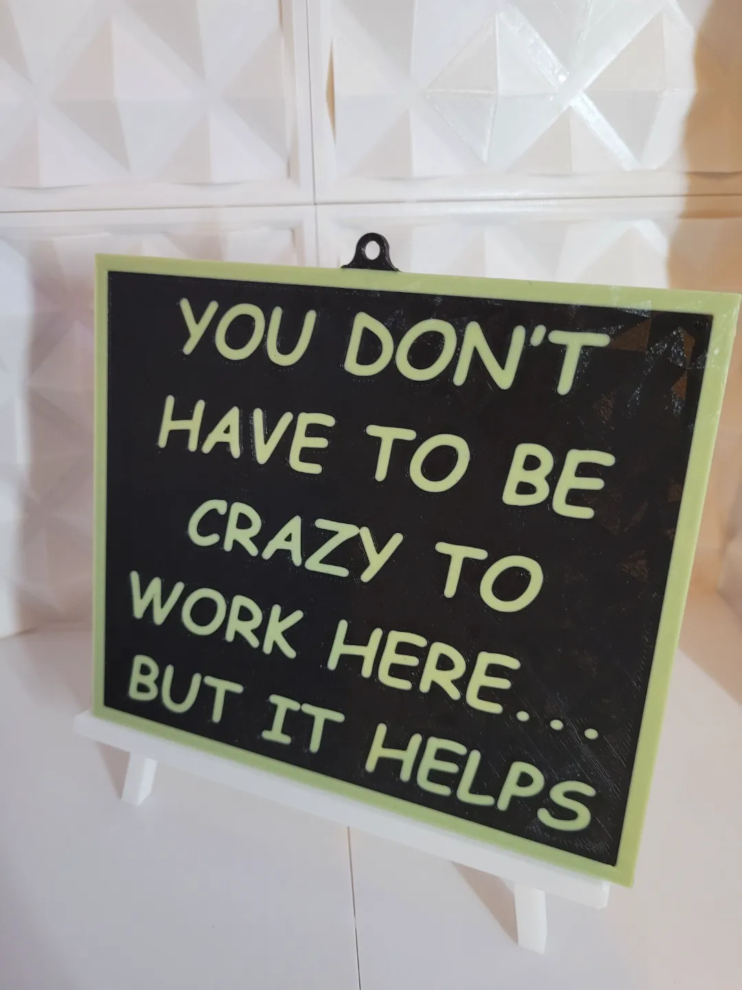 Easel for Hueforge
