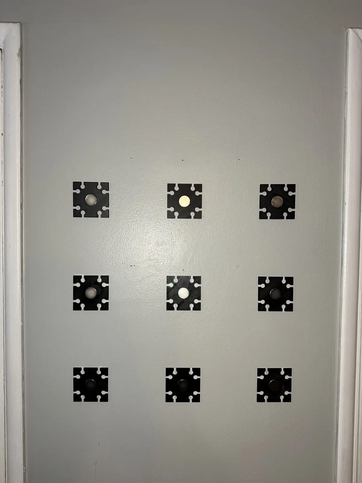 Modular Magnetic Frame System for Hueforge Art