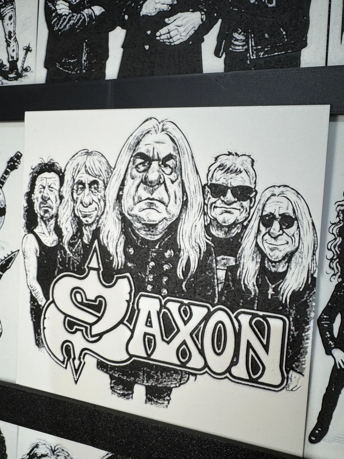 Saxon Karikatur Hue Forge