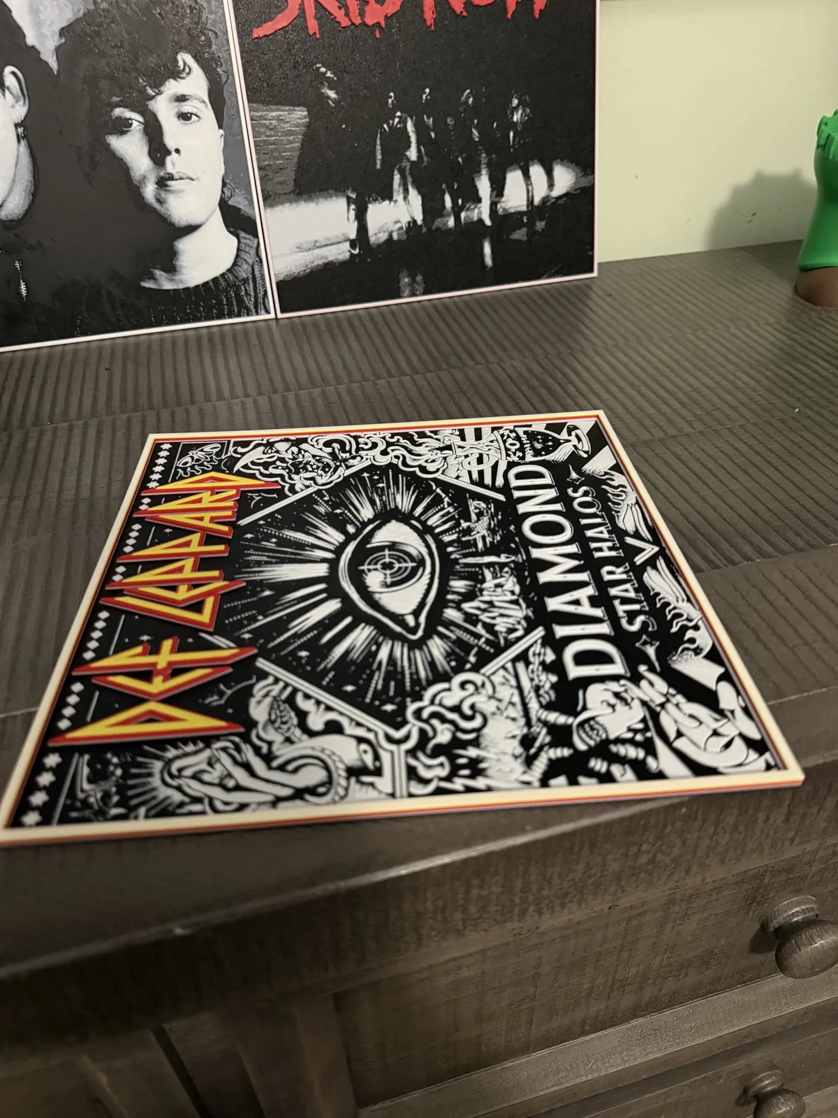 Def Leppard Daimond Star Halos Album HUEFORGE