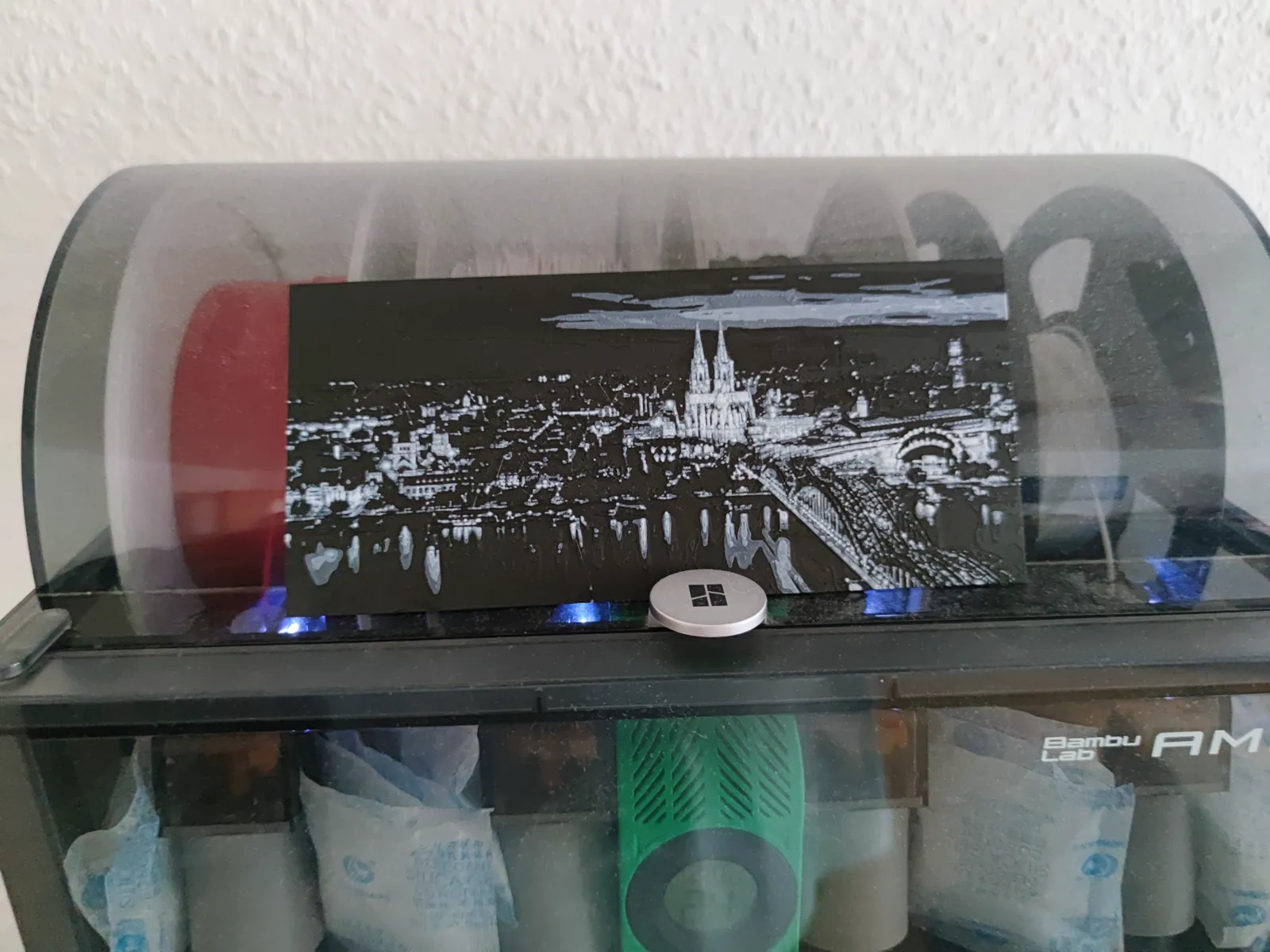 Hueforge "Cologne Skyline"