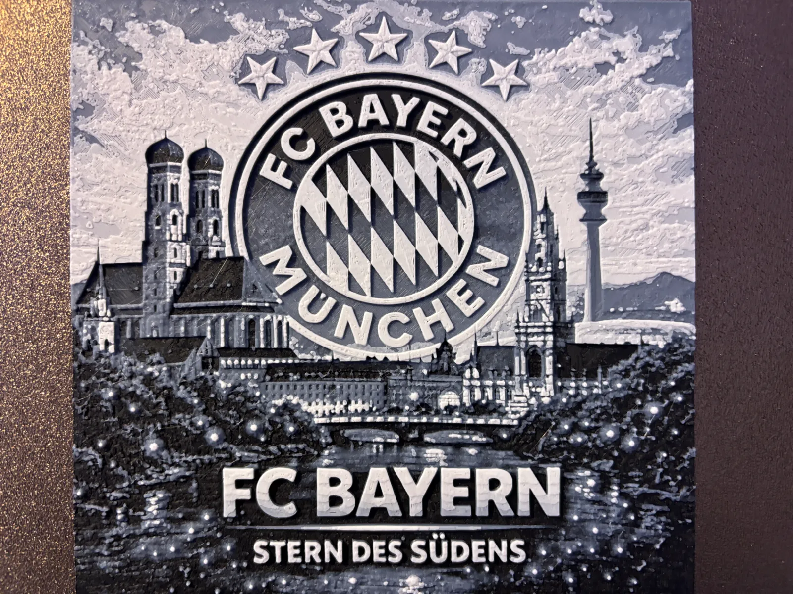 FC Bayern München Skyline Hueforge