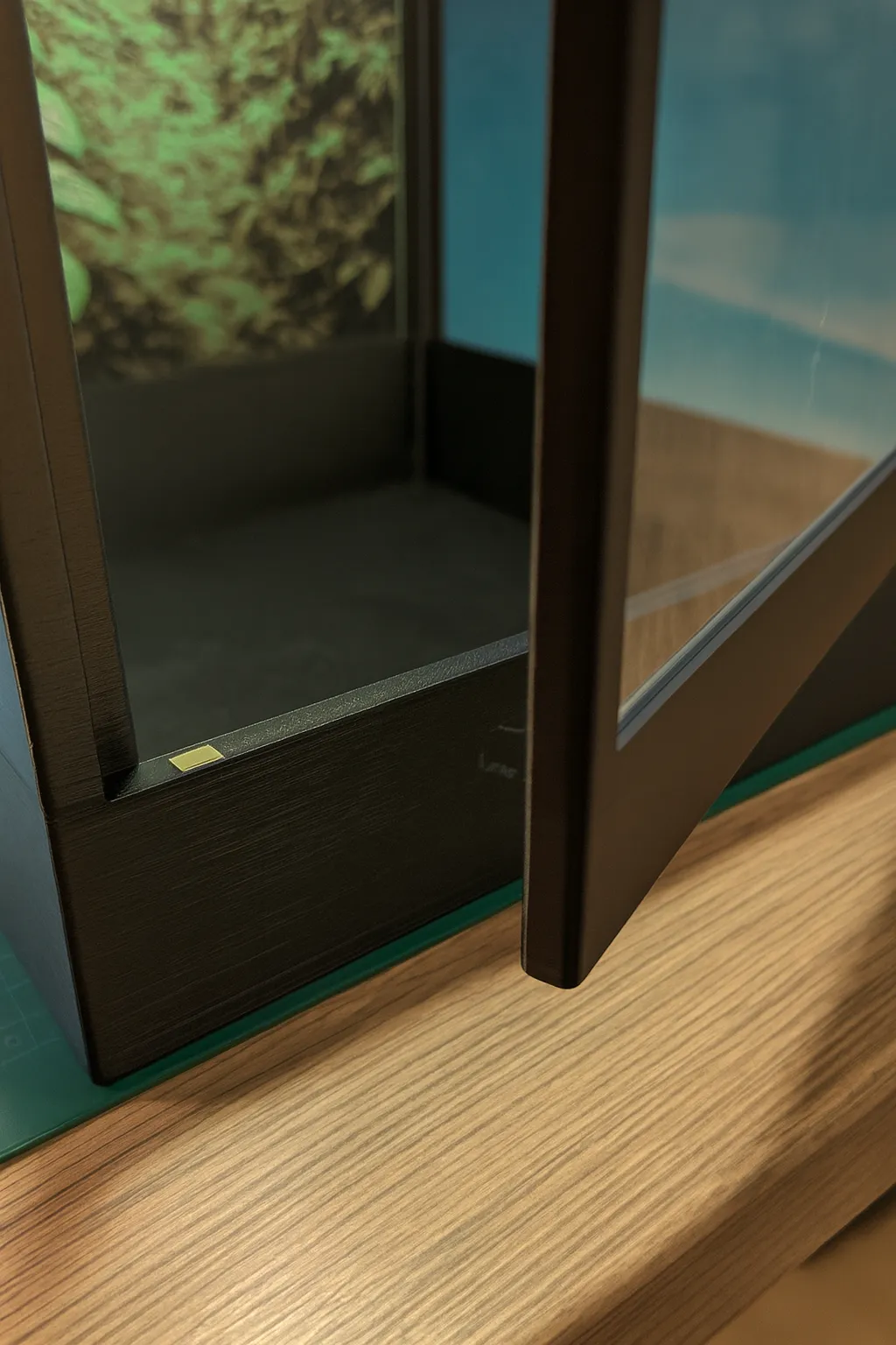 DIY Terrarium 235x220x430mm mit HueForge Rückwand